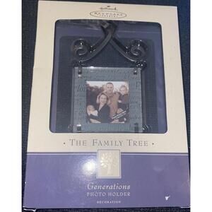 Hallmark Keepsake THE FAMILY TREE Generations Photo Frame 2002
